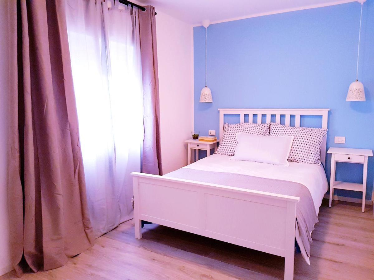 Apartment Sea View ロヴィニ エクステリア 写真