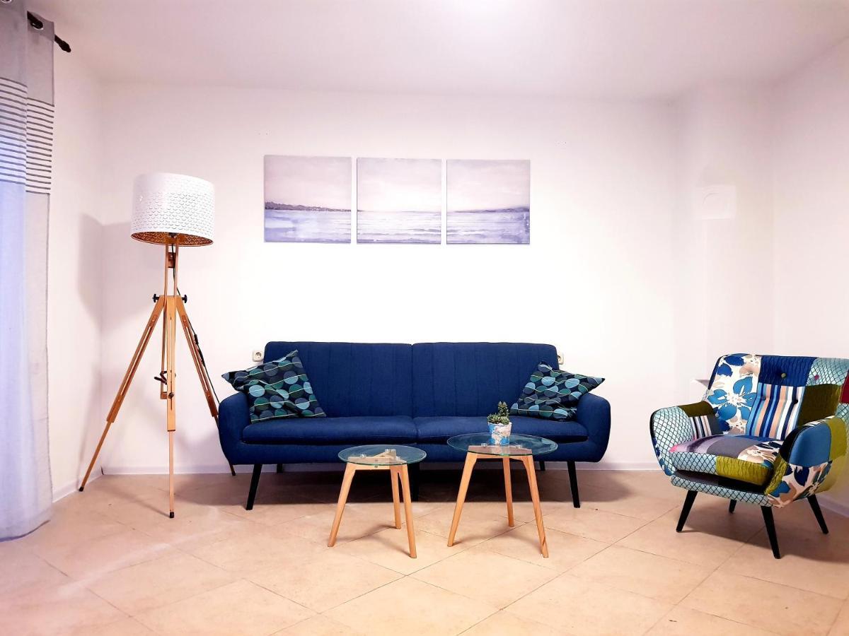 Apartment Sea View ロヴィニ エクステリア 写真